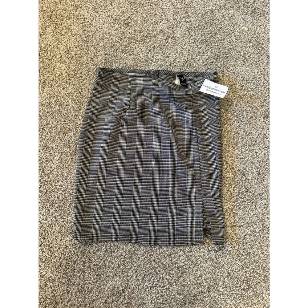 Windsor Black and‎ White Mini Skirt Plaid Large